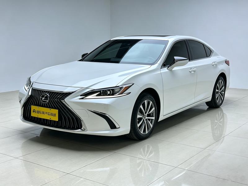 Lexus Lexus ES 2020