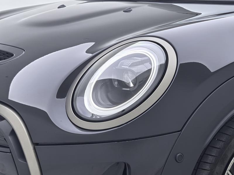 MINI MINI 2023