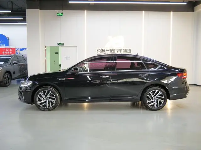 Volkswagen Lavida Facelifted 1.5L automatic starry sky five million version
