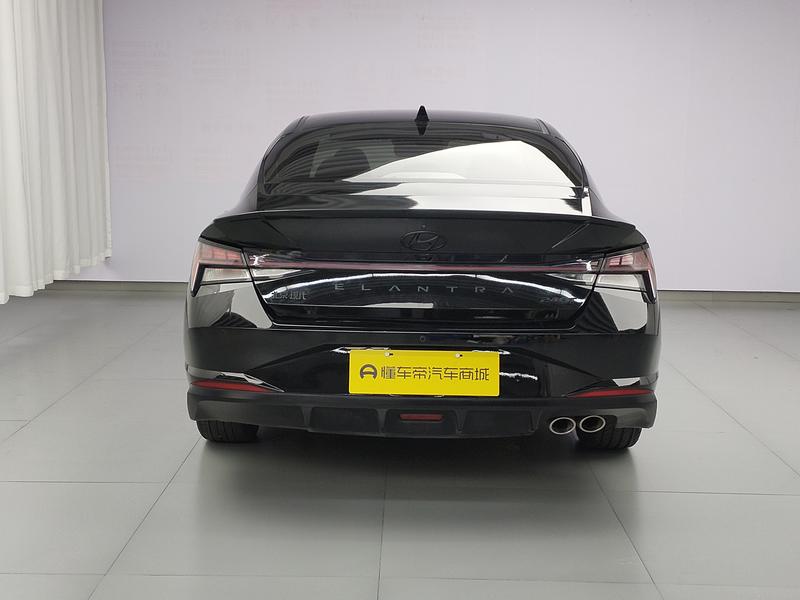 Hyundai Elantra 2021