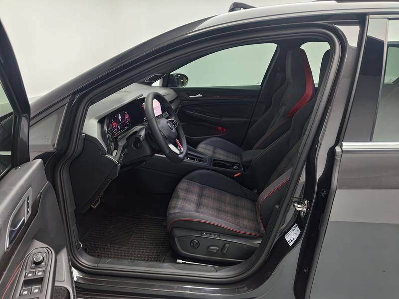 Volkswagen Golf GTI 2023