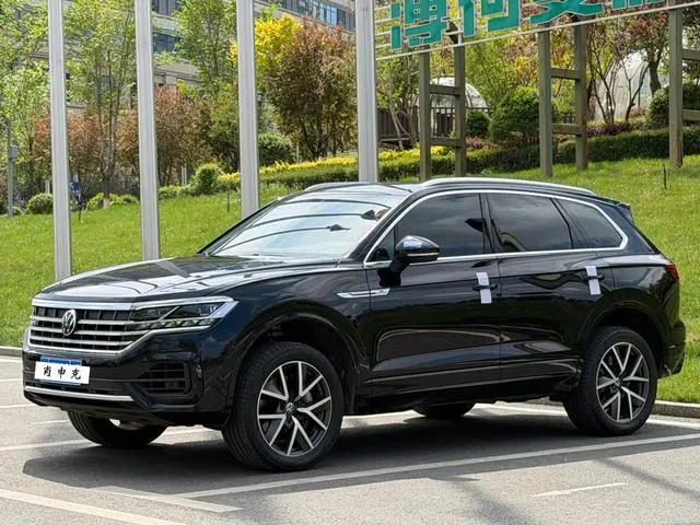 Volkswagen Touareg 3.0 TSI Ruixiang Edition Classic Sports Suit