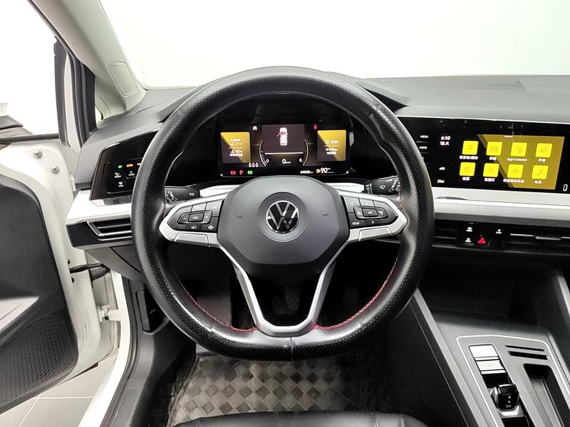 Volkswagen golf 2023