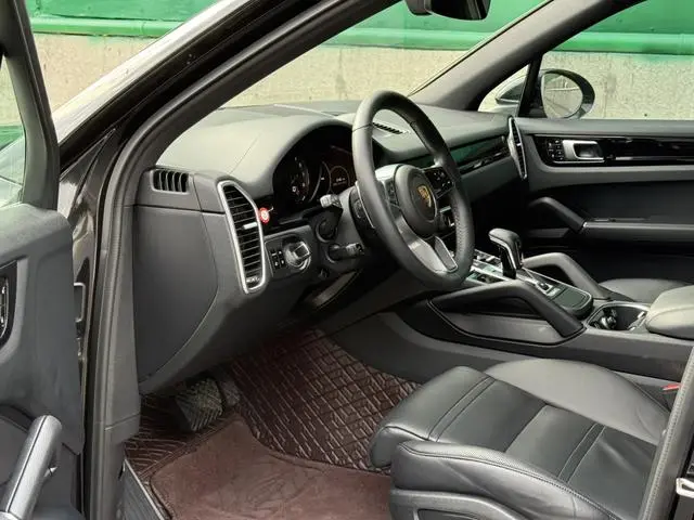 Porsche Cayenne E-Hybrid Cayenne E-Hybrid 2.0T