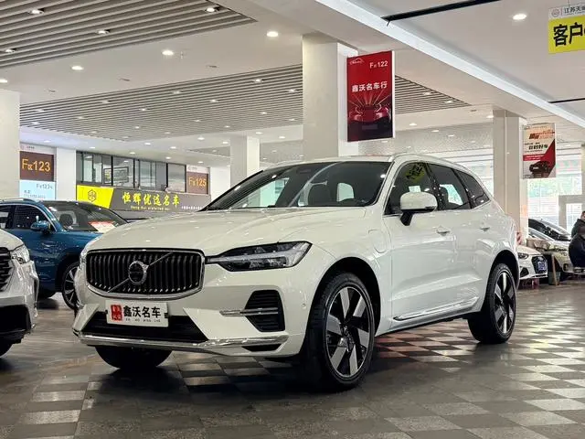 Volvo Volvo XC60 PHEV T8 four-wheel drive long battery life Zhiya Deluxe Edition