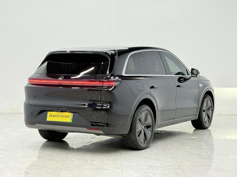 Li Auto Ideal L6 2024