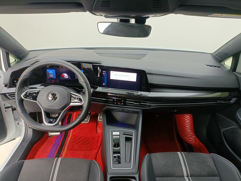 Volkswagen golf 2023
