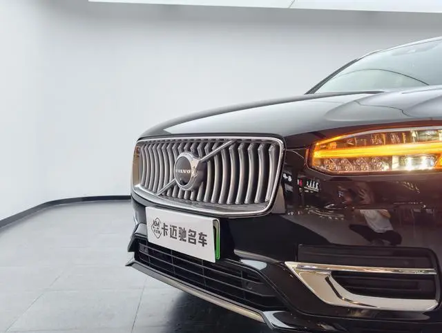 Volvo Volvo XC90 PHEV E-drive hybrid T8 Zhizun Deluxe Edition 7 Seats