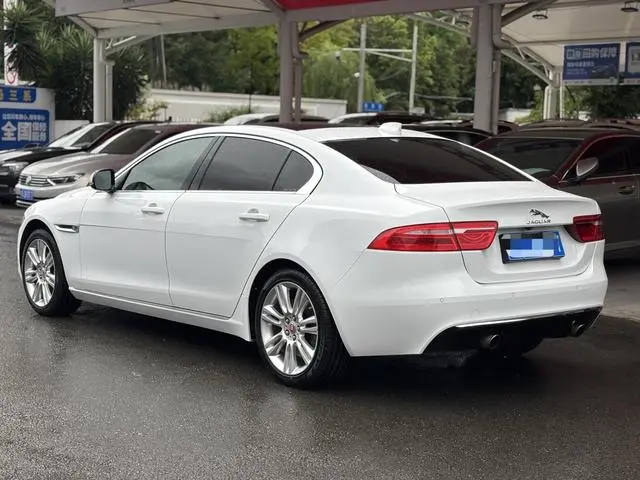 Jaguar Jaguar XEL 2.0T 200PS Premium Edition