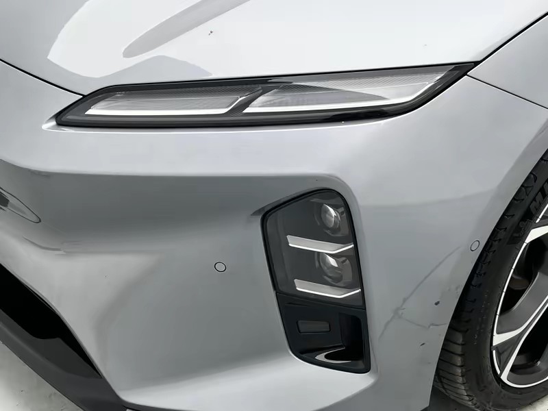 NIO NIO ET5 2025