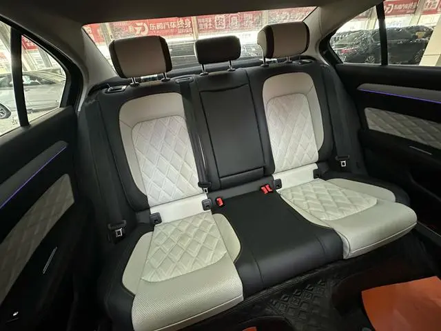 Volkswagen Magotan 2 million commemorative edition 330TSI DSG Luxury models