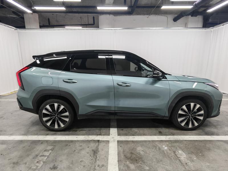 Geely Boyue L 2025