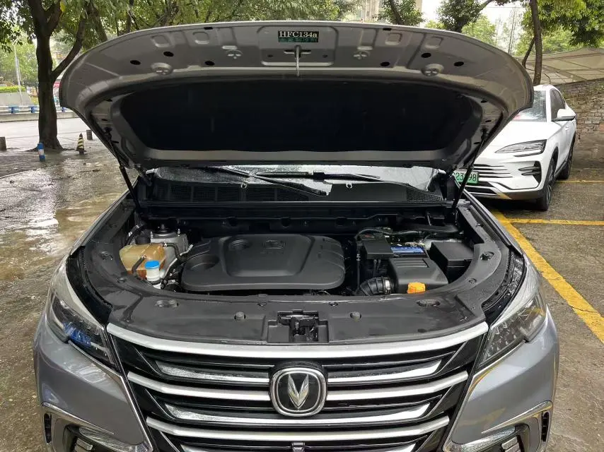 Changan Changan CS85 COUPE 1.5T dynamic version