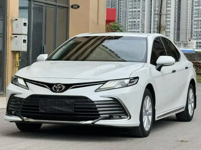 TOYOTA Camry 2.0G Deluxe Edition