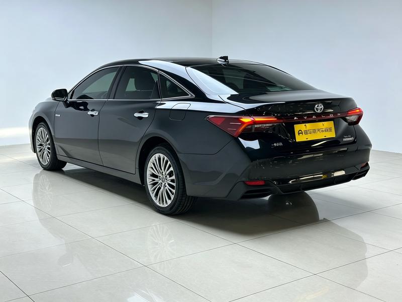 Toyota Asian Dragon 2019