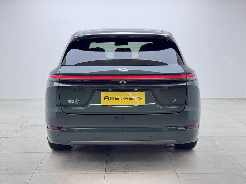 Li Auto Ideal L7 2024