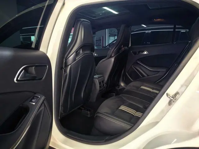 Mercedes-Benz Mercedes-Benz GLA GLA 200 Polar Limited Edition