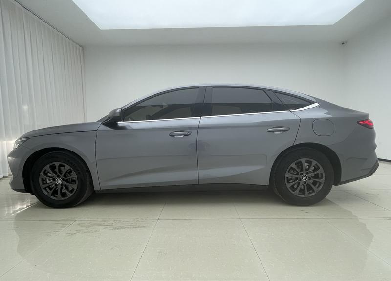 BYD Qin L DM 2024