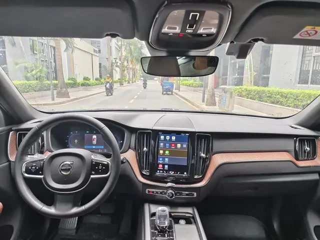 Volvo Volvo XC60 PHEV T8 four-wheel drive long battery life Zhiyuan Deluxe Edition
