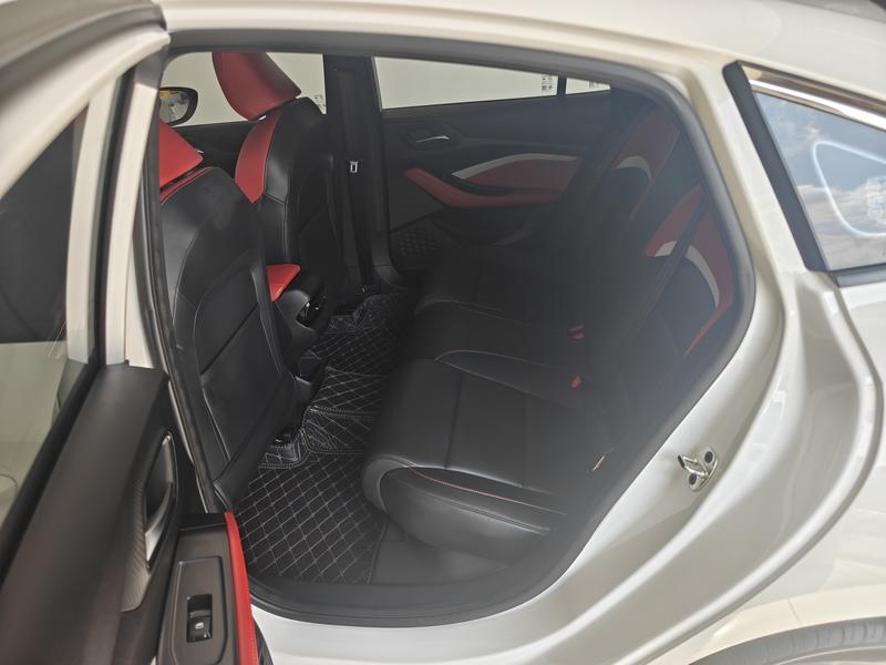 MG MG5 2023