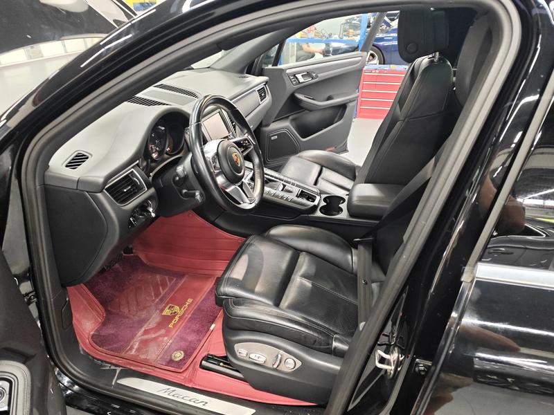 Porsche Macan 2016