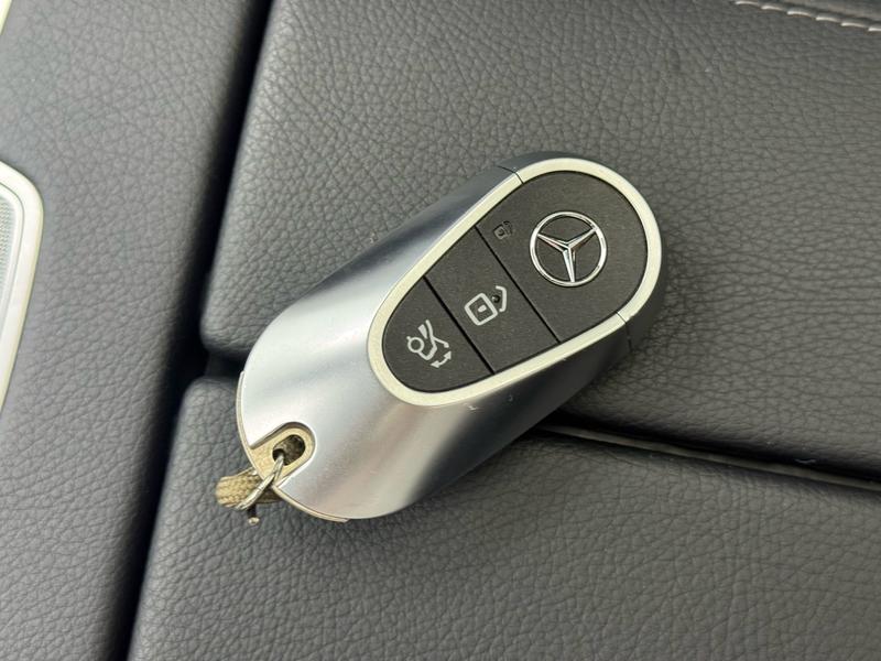 Mercedes-Benz Mercedes EQE 2025