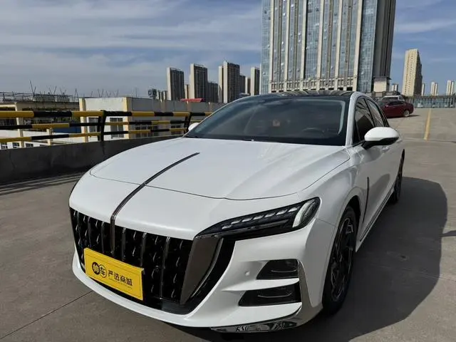 Hongqi Hongqi H6 2.0T Zhiyi Edition