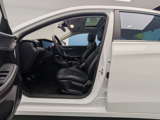 Roewe Roewe i5 2023