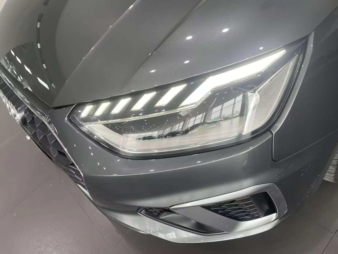 Audi Audi A4L 40 TFSI fashion dynamic type