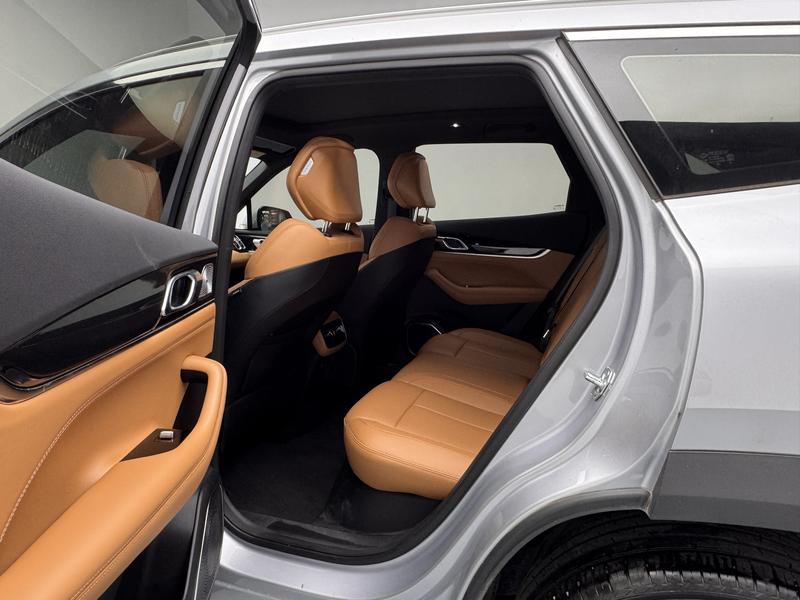Geely Boyue L 2025