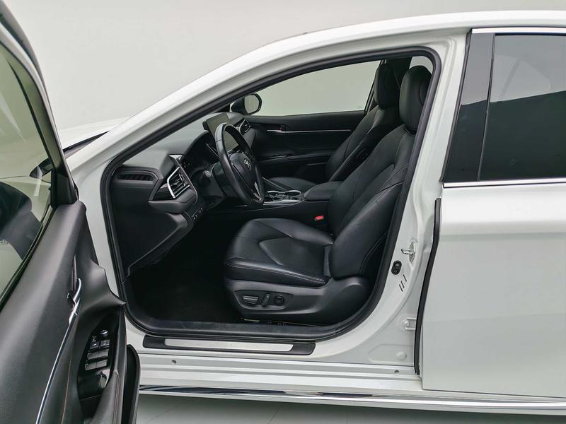 Toyota Camry 2023