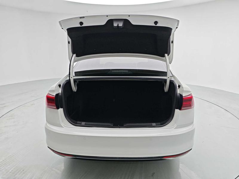 Volkswagen Bora 2021