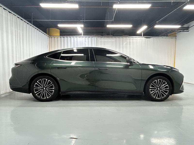 Geely Galaxy Galaxy Star Shine 8 PHEV 2025