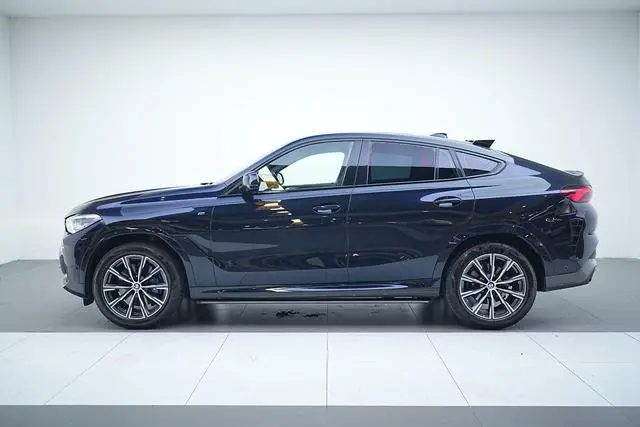 BMW BMW X6 Facelift xDrive30i M sports suit