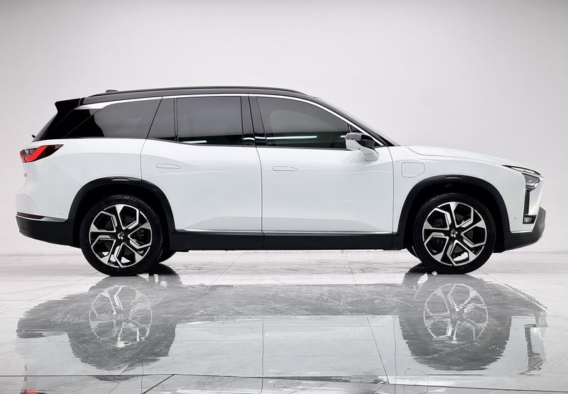 NIO NIO ES8 2020