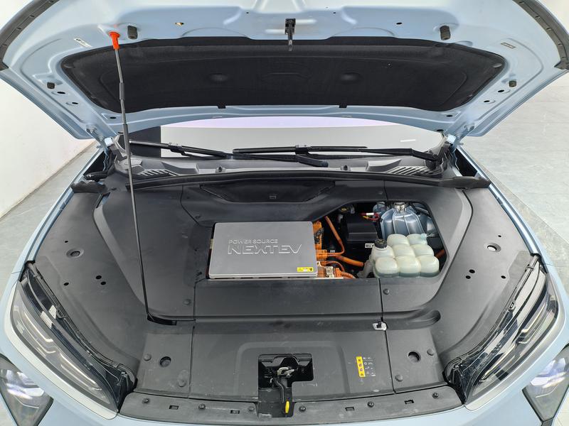 NIO NIO ES6 2019