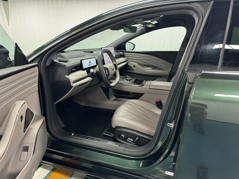 Geely Galaxy Galaxy Star Shine 8 PHEV 2025