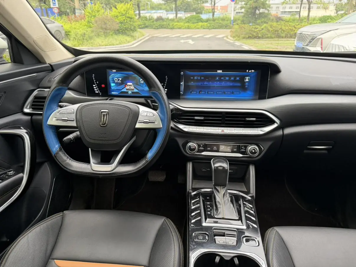 FAW Pentium T77 230 TID automatic luxury country VI