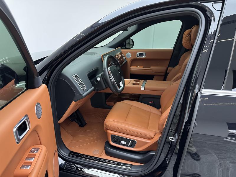 Li Auto Ideal L9 2024