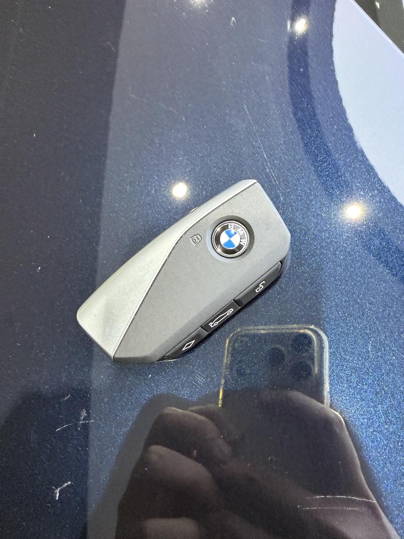 BMW BMW i5 2025