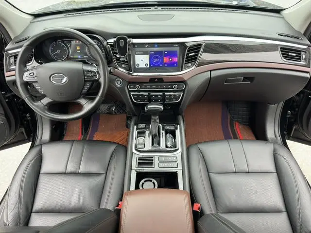 GAC Trumpchi GS8 390T two-wheel drive luxury Zhilian Edition 7 seats