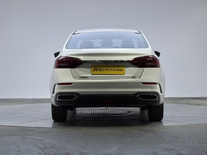 Geely Emgrand 2021