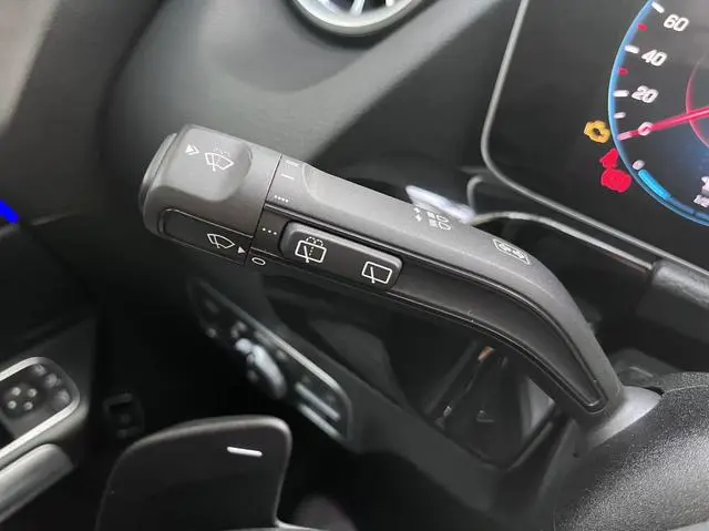 Mercedes-Benz Mercedes-Benz GLA GLA 200