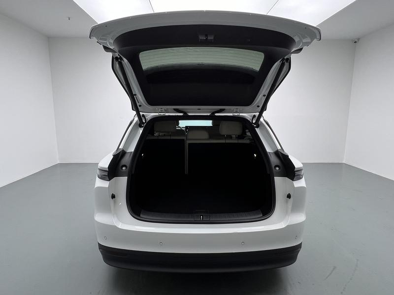 Li Auto Ideal i6 2025