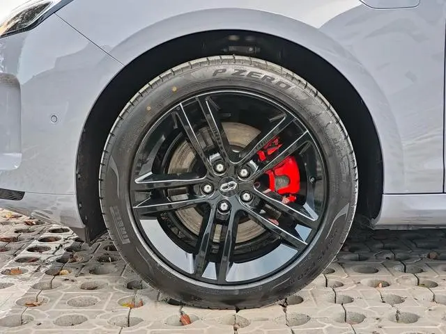 AITO Ask the world M5 Extended range Ultra four-wheel drive version