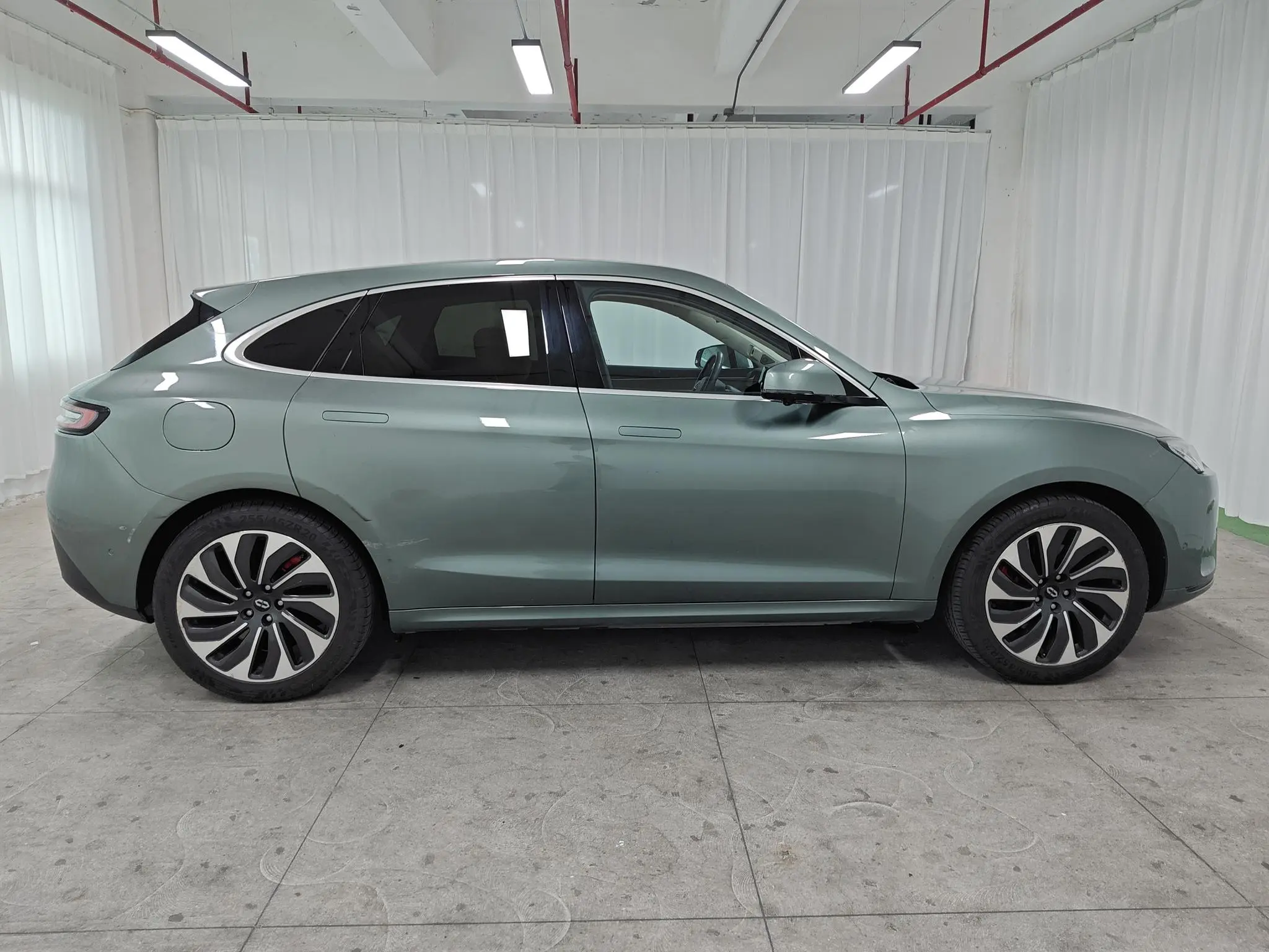AITO Ask the world M5 Extended range rear drive standard edition