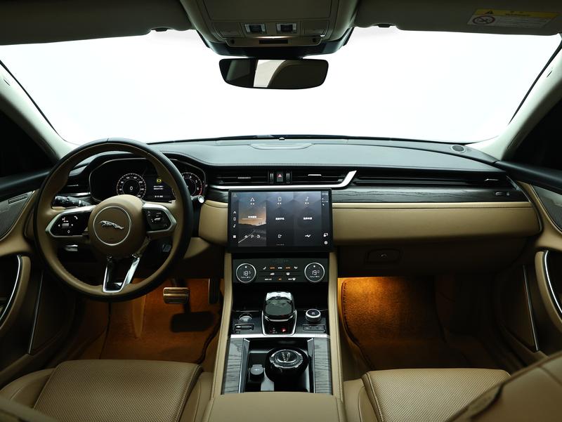 Jaguar Jaguar XFL 2025