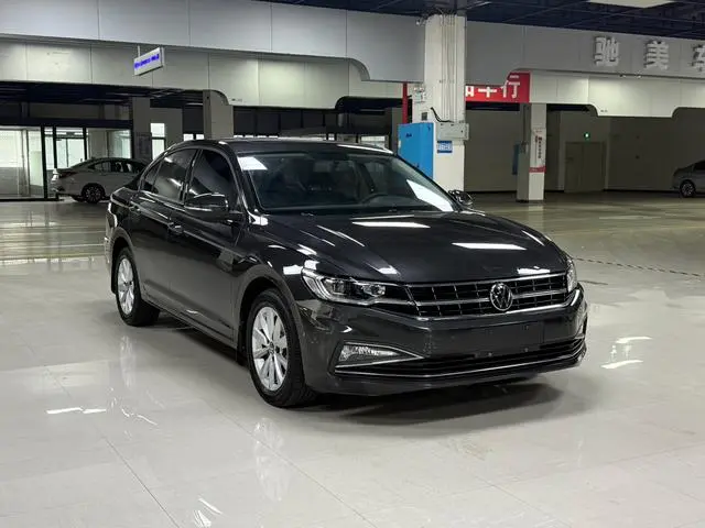 Volkswagen Bora 1.5L automatic comfort intelligent version