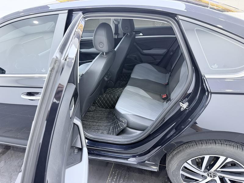 Volkswagen Lavida 2024