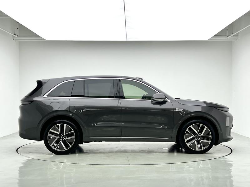 Li Auto Ideal L6 2024